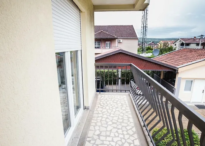 Appartement Castelomi *