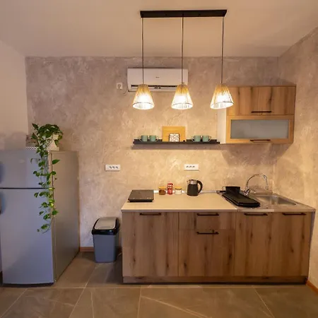 Apartment Castelomi *