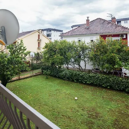 Castelomi Apartment