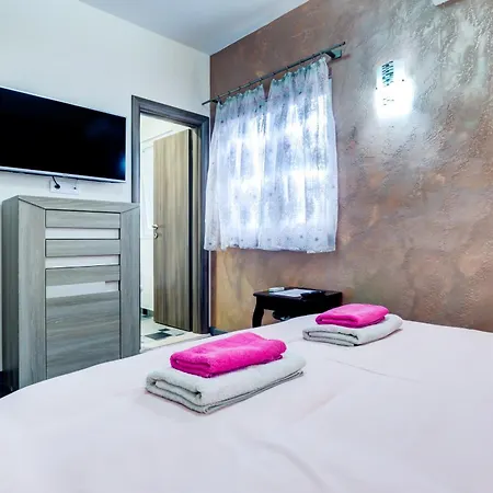 Lägenhet Castelomi Podgorica