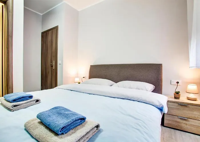 Castelomi Apartamento *