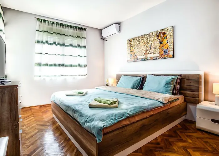 Castelomi Apartamento