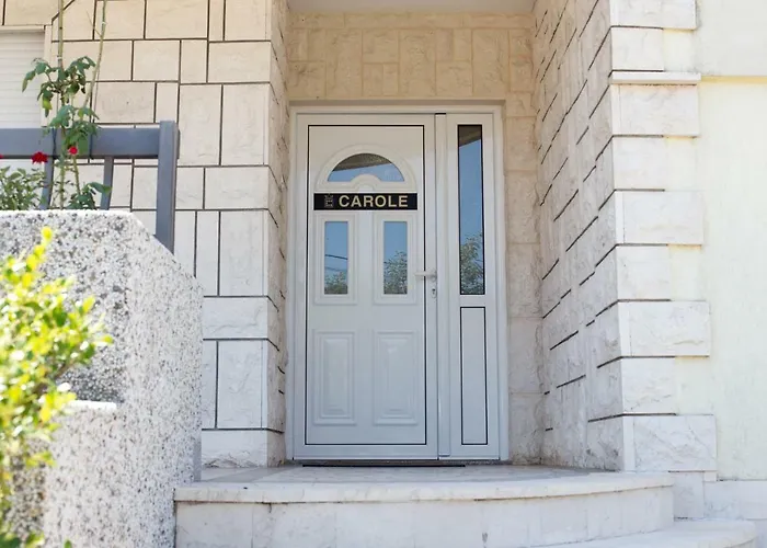 Castelomi Apartmán *